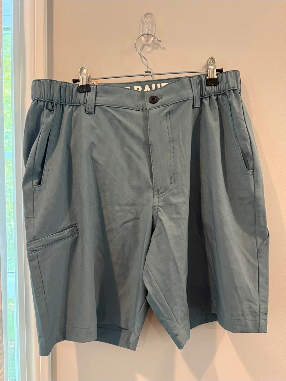 Men's Eddie Bauer size medium -Green Performance Shorts
